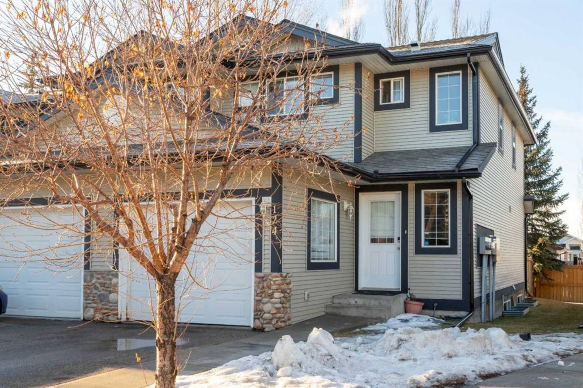 124 Stonemere Place Chestermere