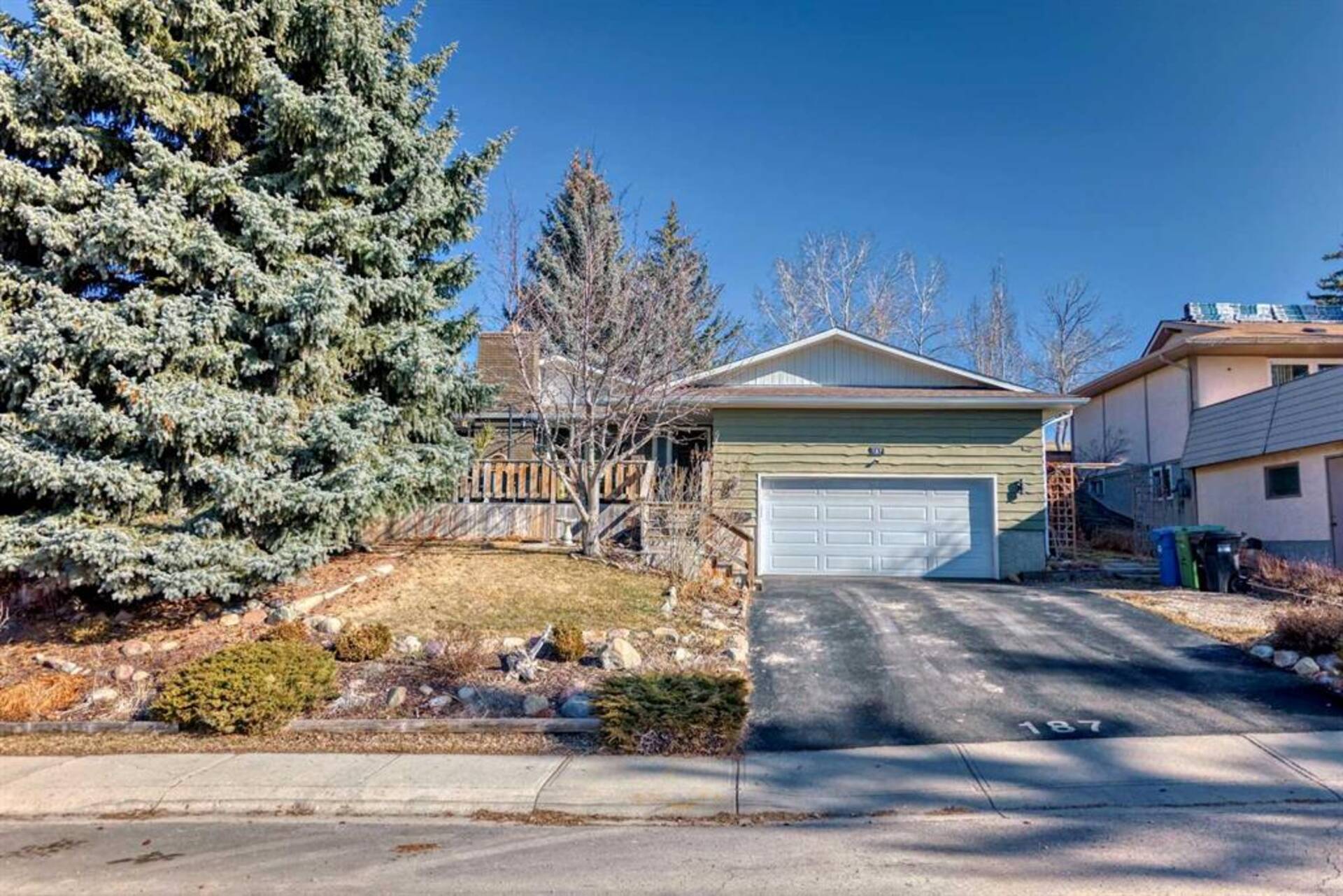 187 Silver Crest Crescent NW Calgary