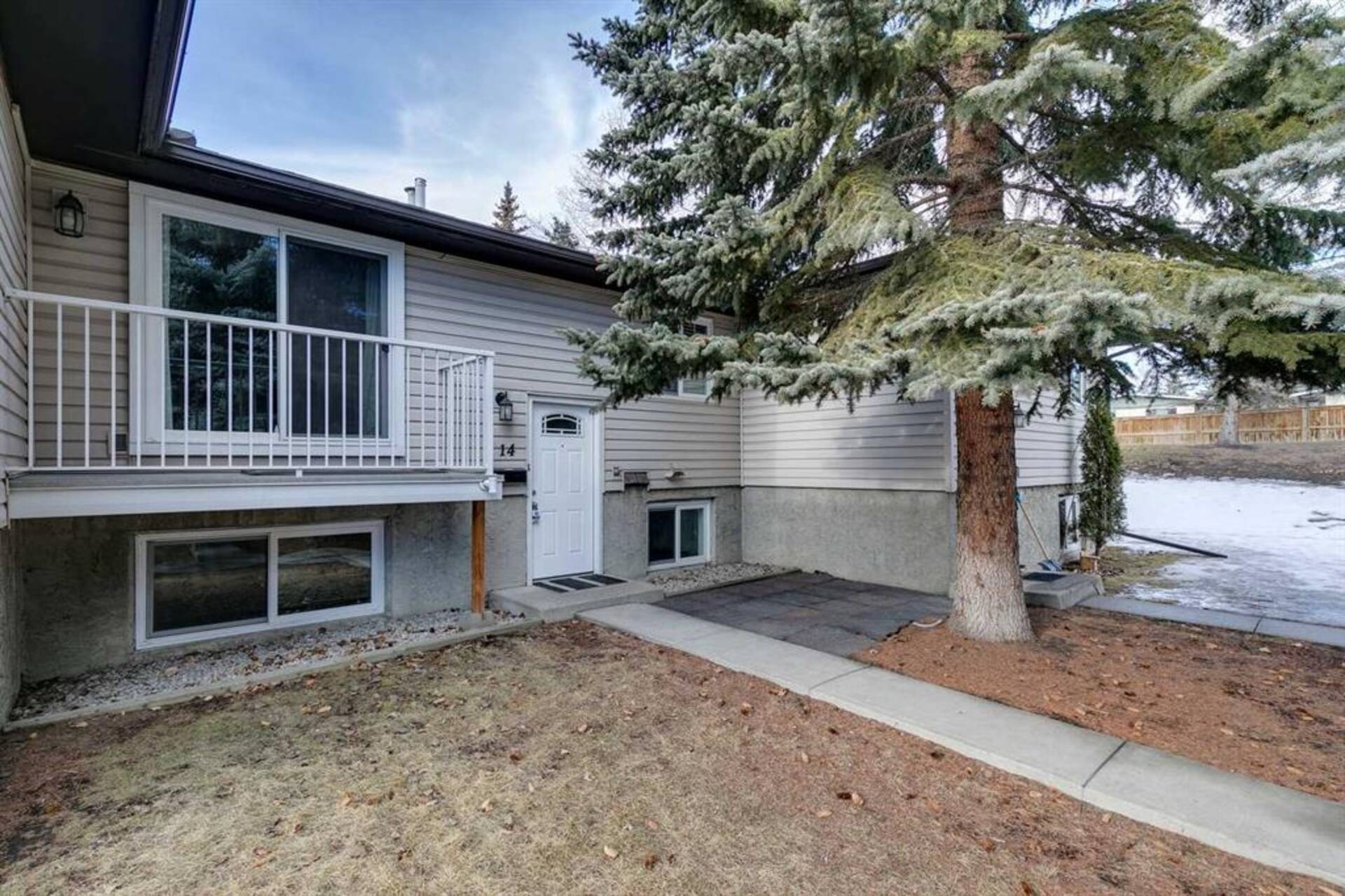 14, 5601 Dalton Drive NW Calgary