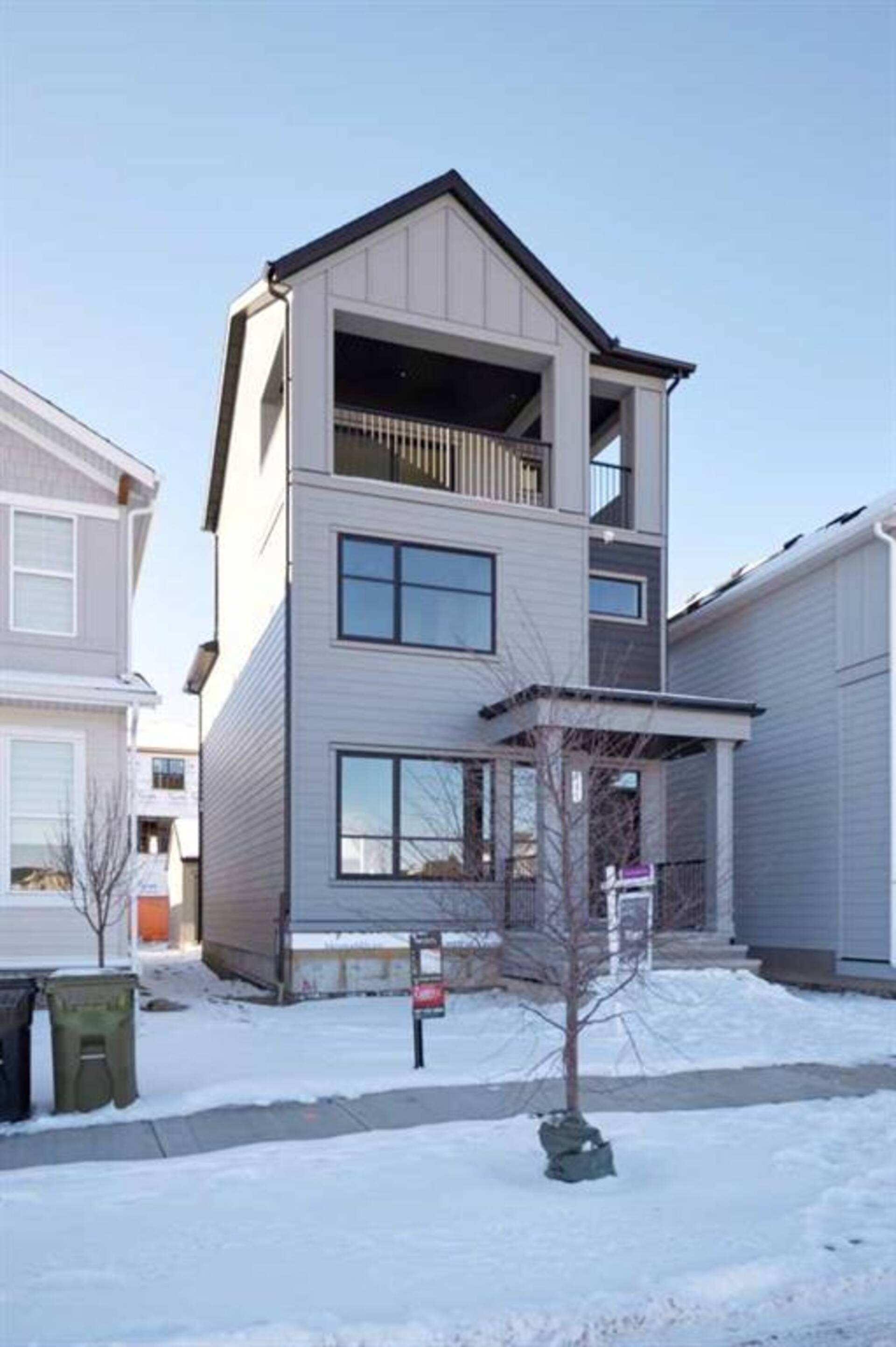 141 Treeline Avenue SW Calgary