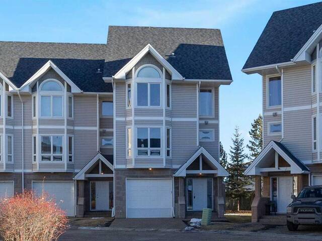 22, 98 Wilson Drive Fort McMurray