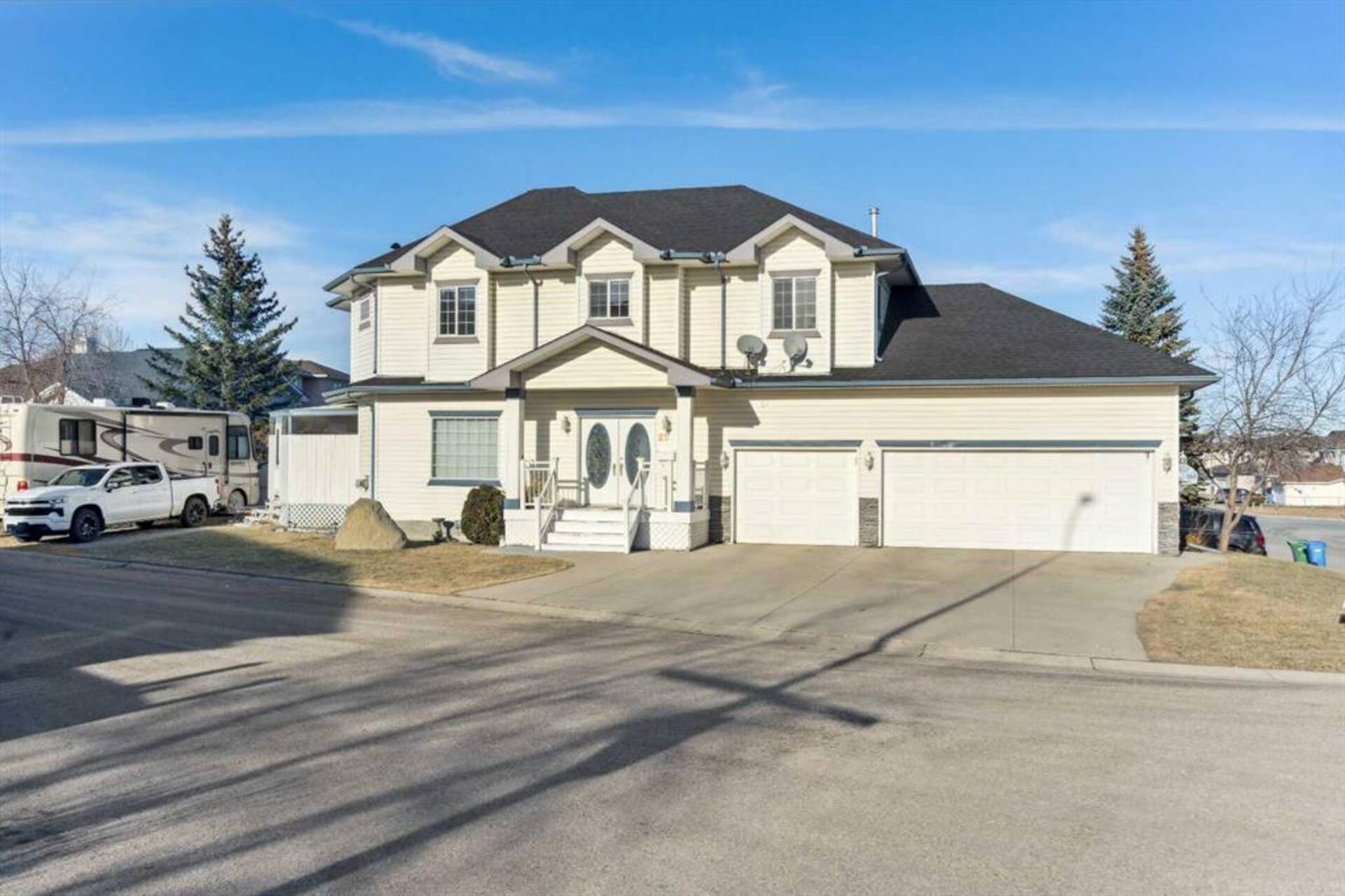 25 Hidden Ranch Circle NW Calgary