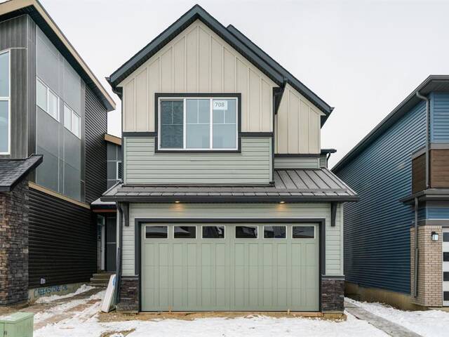 708 Creekstone Circle SW Calgary