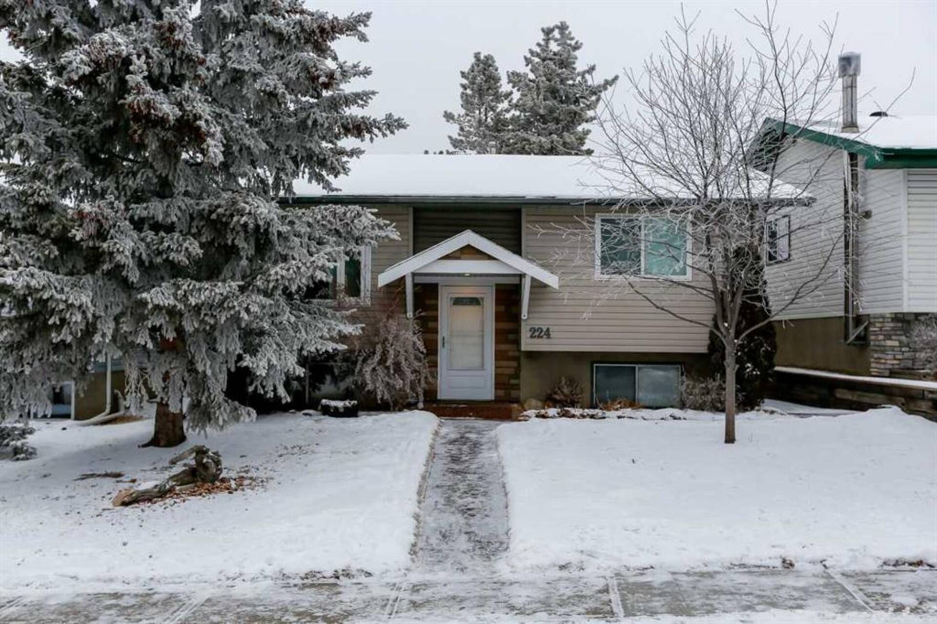 224 Acacia Drive SE Airdrie