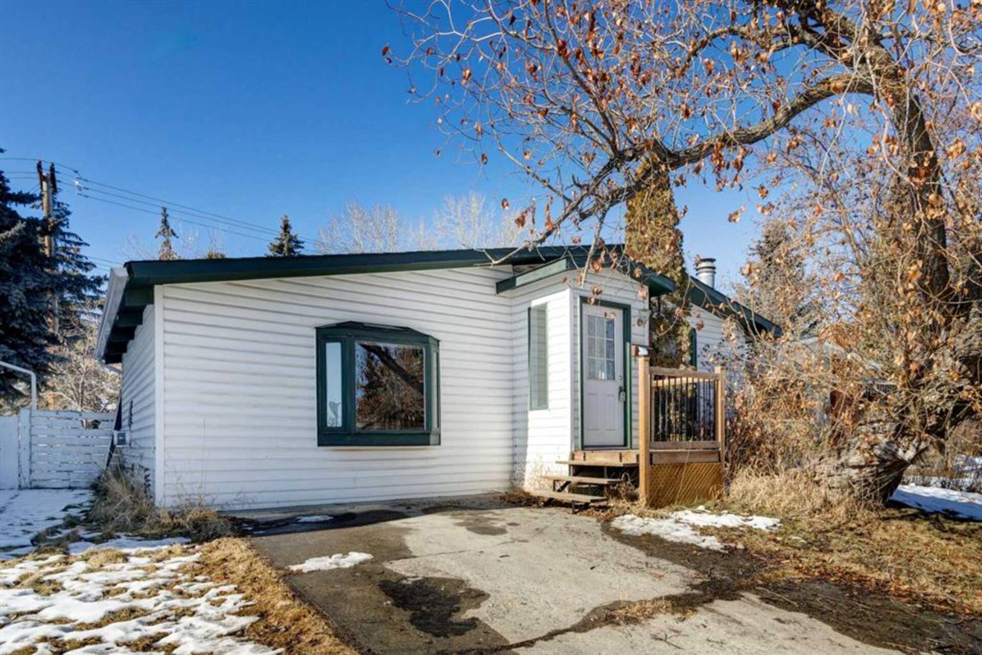 316 Weddenburn Road SE Calgary