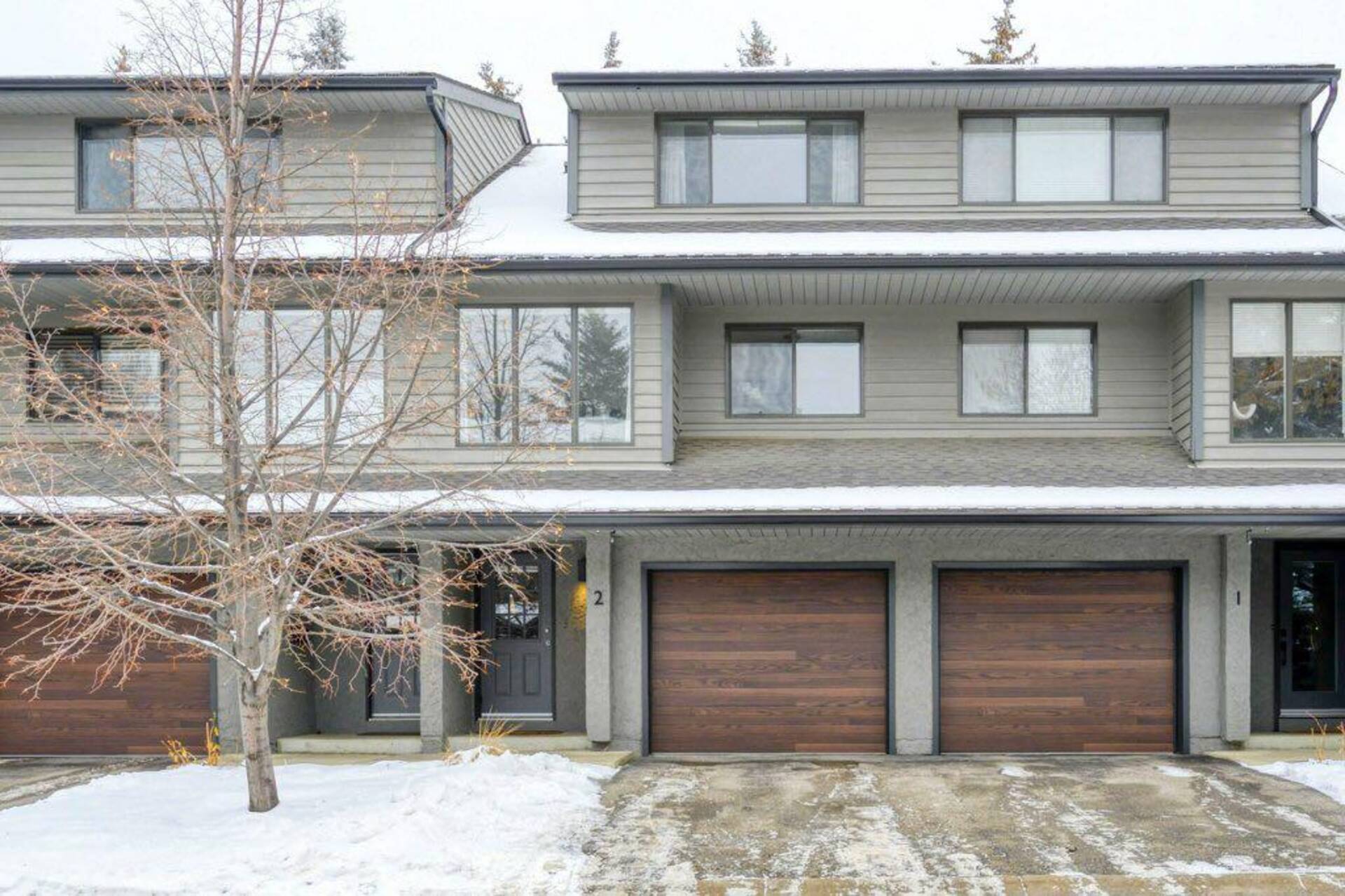 2, 10 Point Drive NW Calgary