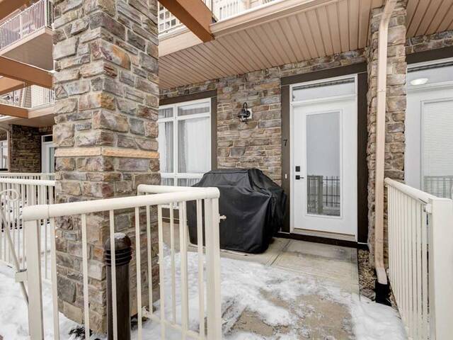 7, 153 Rockyledge View NW Calgary