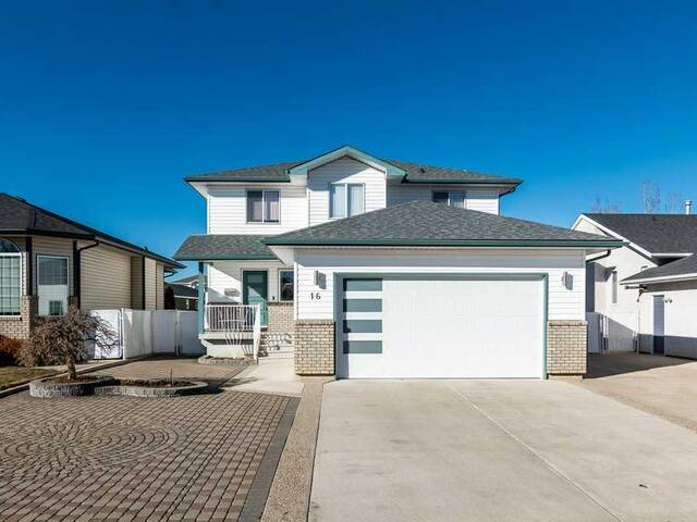 16 Turner Green SE Medicine Hat