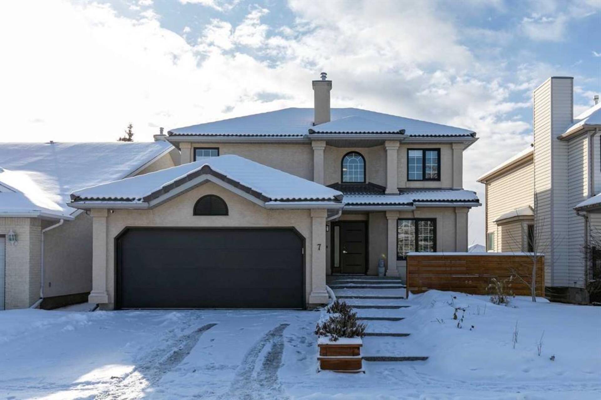 7 Sierra Morena Close SW Calgary