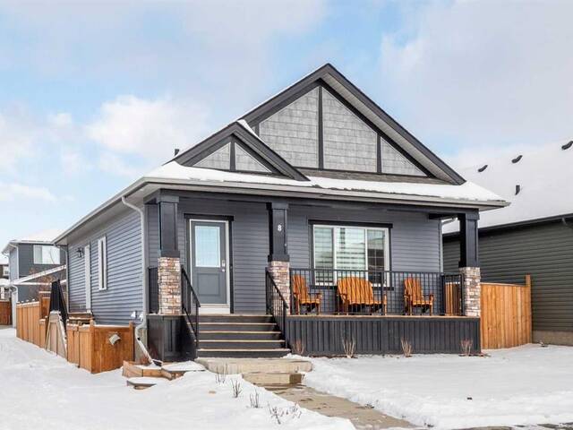 8 Sage Way Okotoks