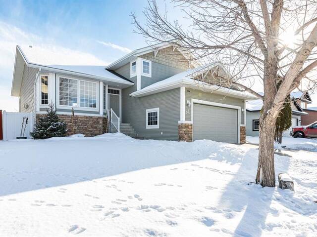 33 Walker Boulevard Red Deer