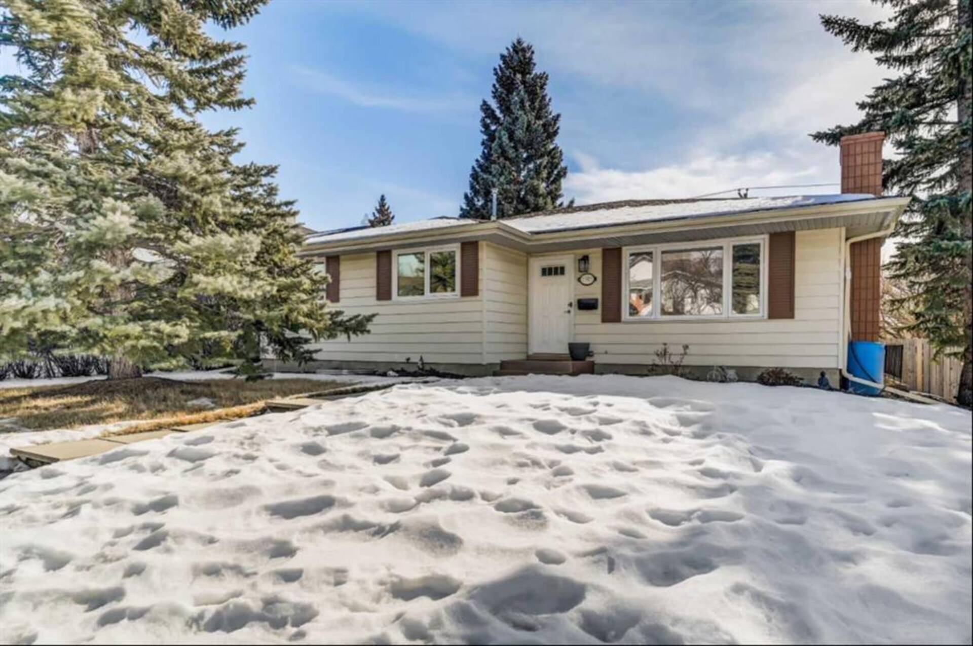 7383 Silver Springs Road NW Calgary