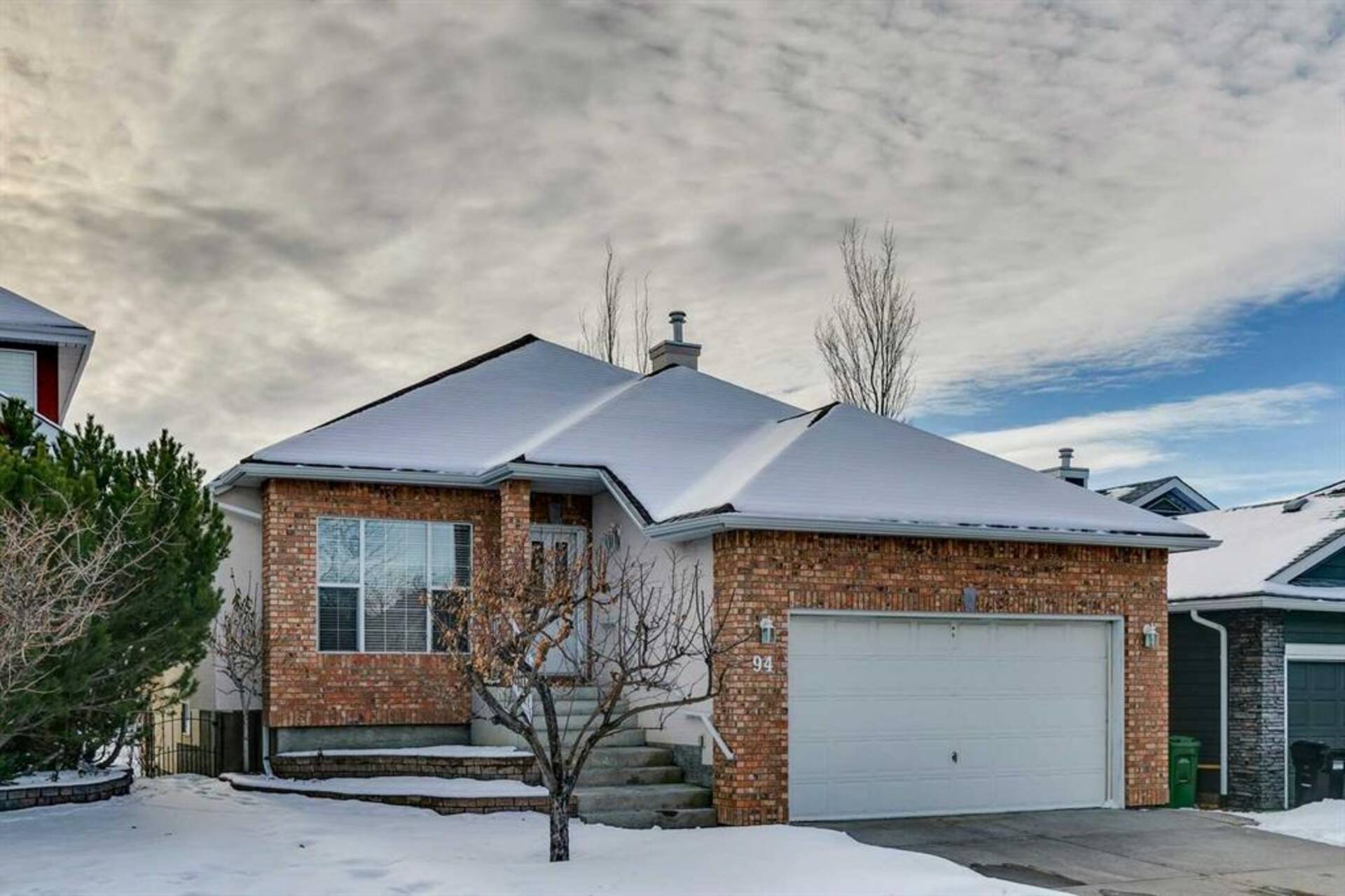 94 Somerset Way SW Calgary