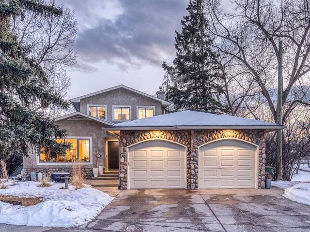 136 Gateway Place SW Calgary