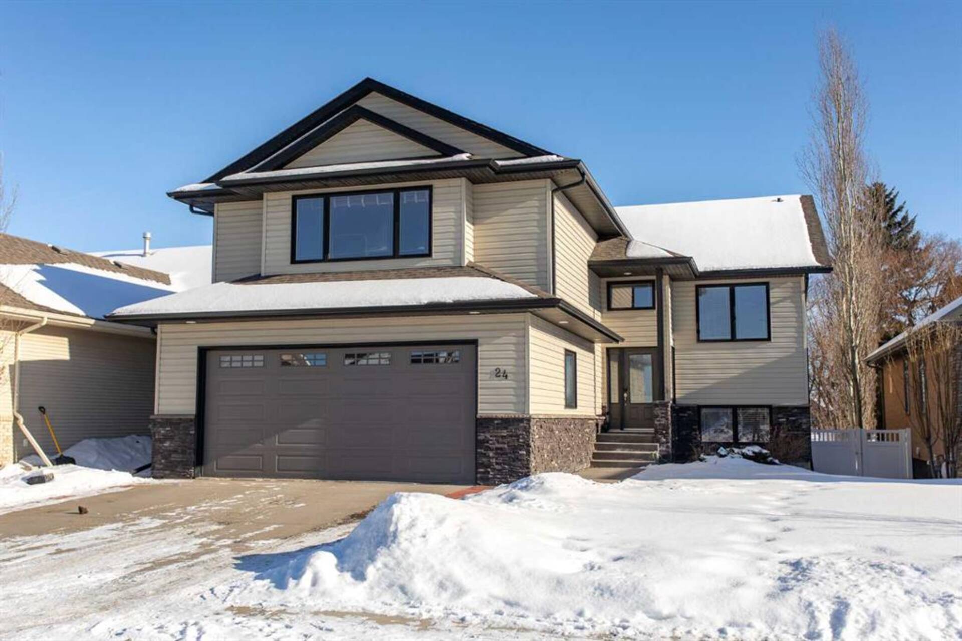 24 Oakwood Close Red Deer