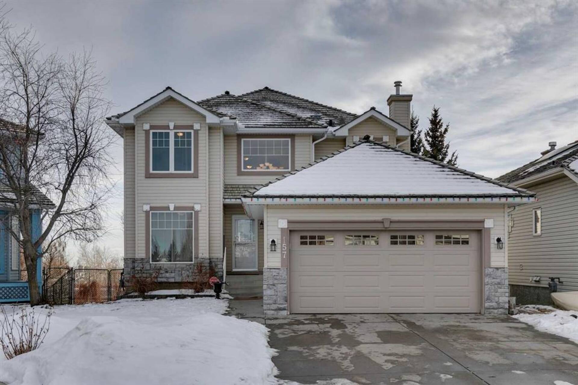 157 Rocky Ridge Cove NW Calgary