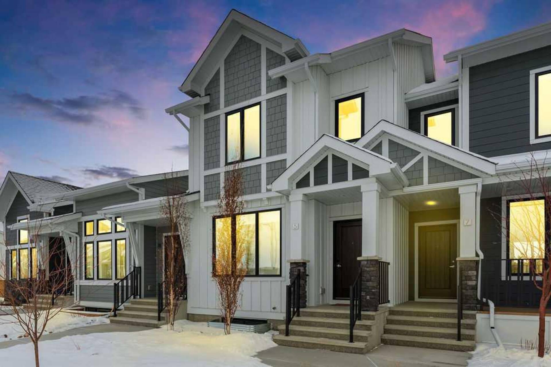 5 Larkspur Bend Okotoks