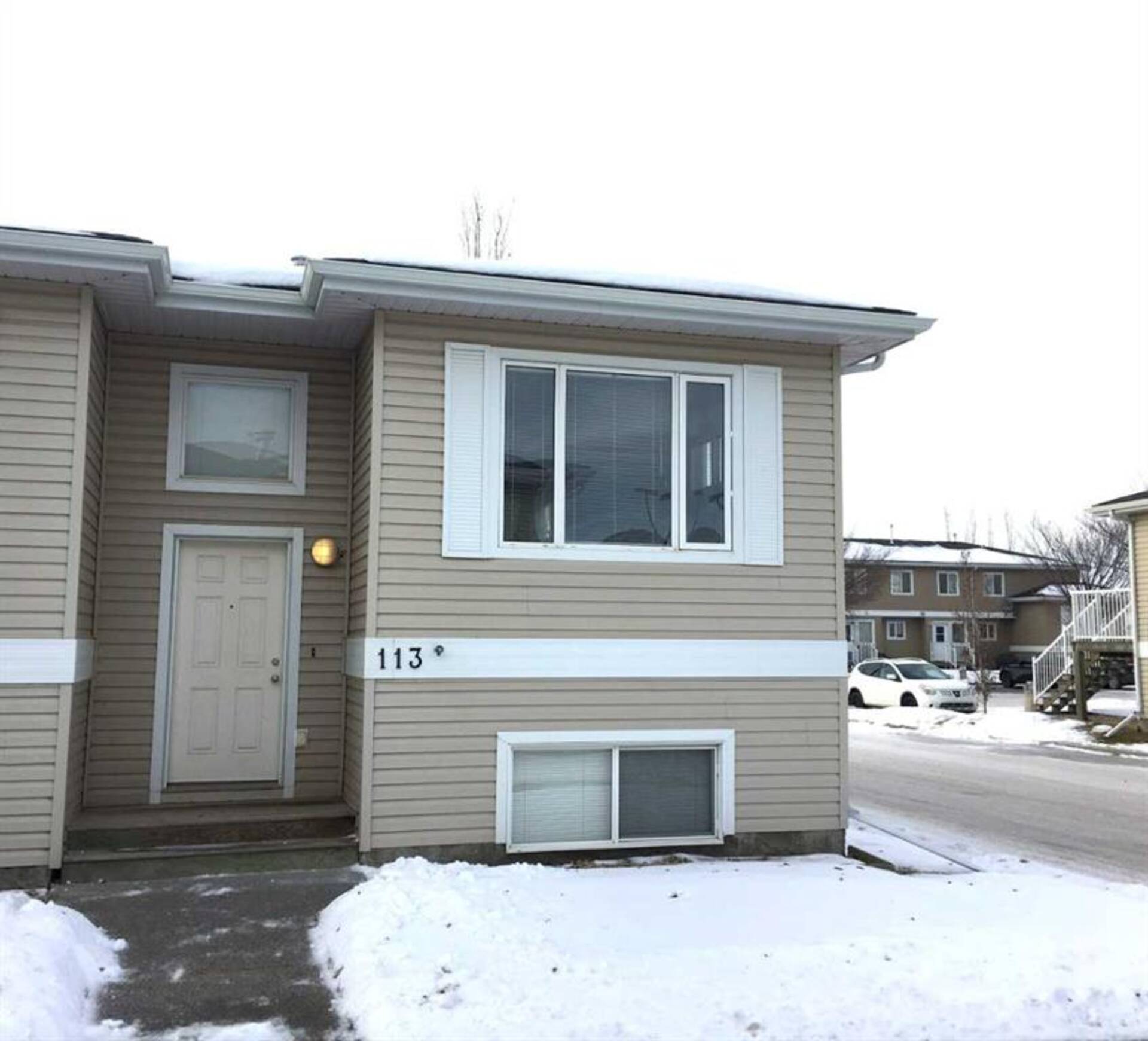 113, 9105 91 Street Grande Prairie