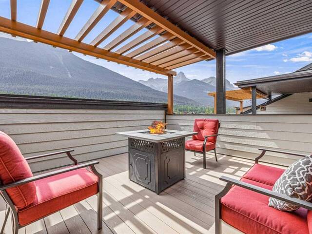 704, 102 Stewart Creek Rise Canmore