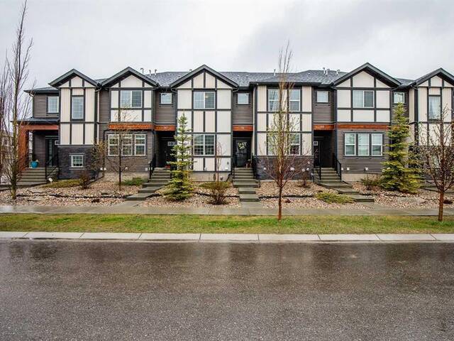 311 Hillcrest Drive SW Airdrie